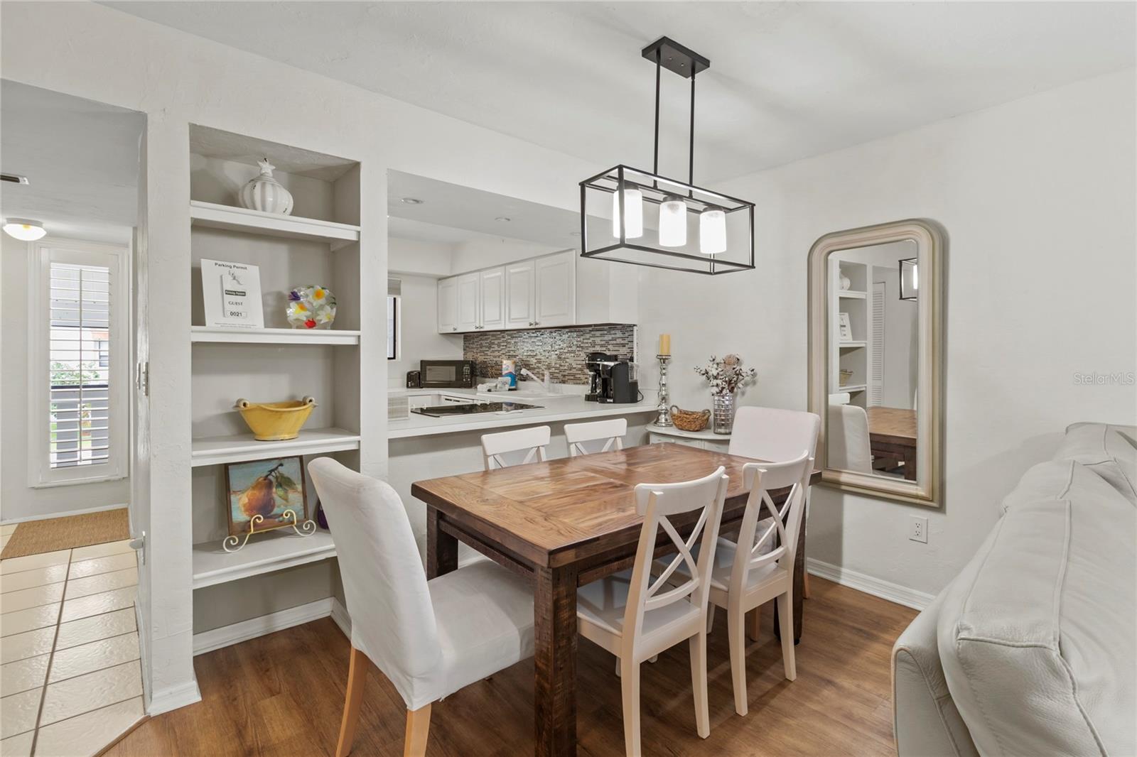 RUNAWAY BAY - Residential