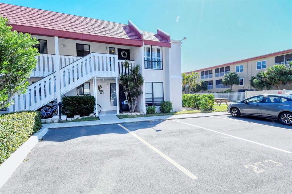 Photo of 1801 Gulf Drive N #275, Bradenton Beach, FL 34217 (MLS # A4685246)