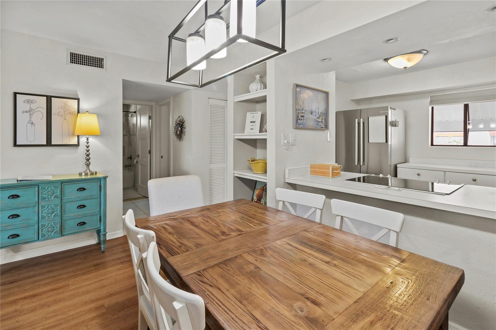 RUNAWAY BAY - Residential