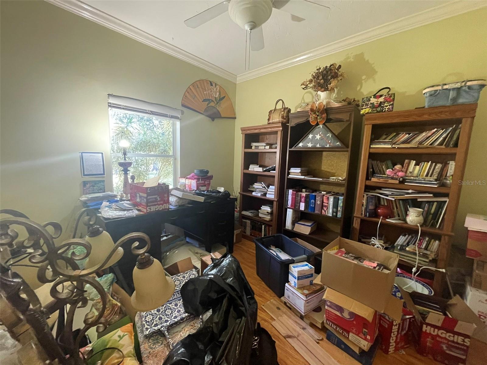 THREE OAKS - Residential