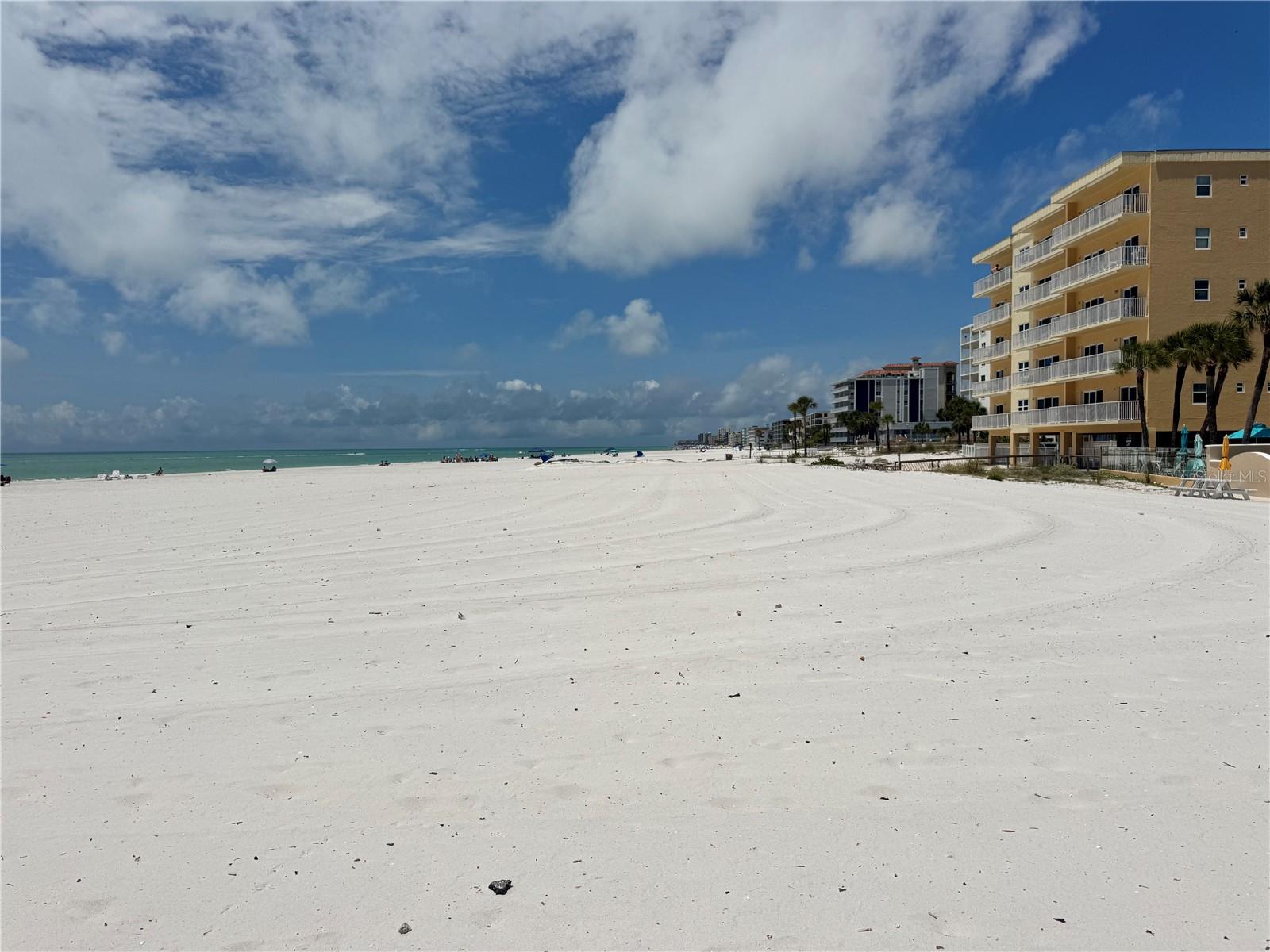 WAVE RESORT CONDO - Residential