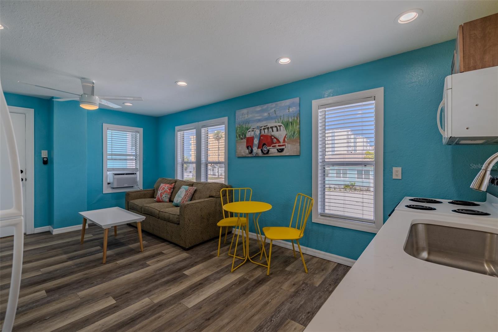 WAVE RESORT CONDO - Residential