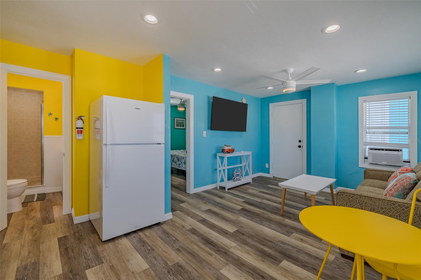 WAVE RESORT CONDO - Residential