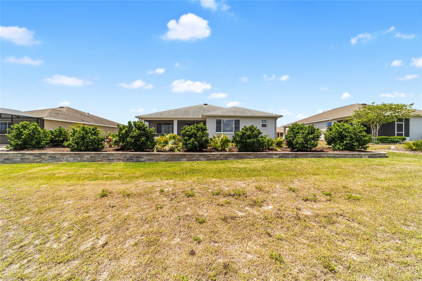 ON TOP OF THE WORLD - Residential