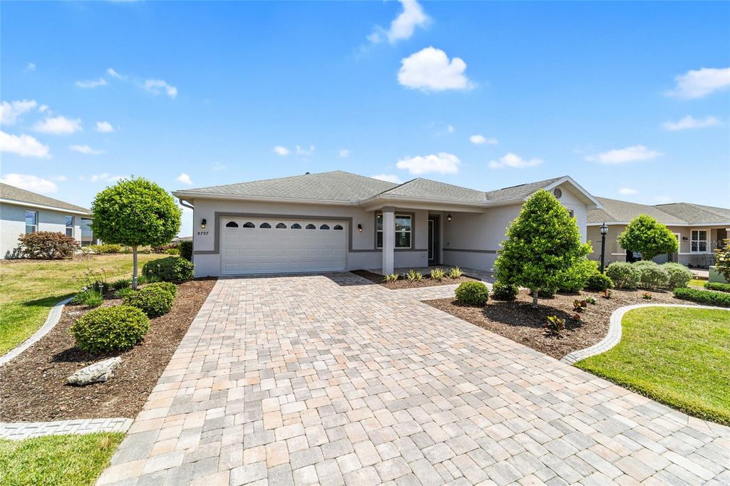 Photo of 8797 SW 103rd Circle, Ocala, FL 34481 (MLS # OM723642)