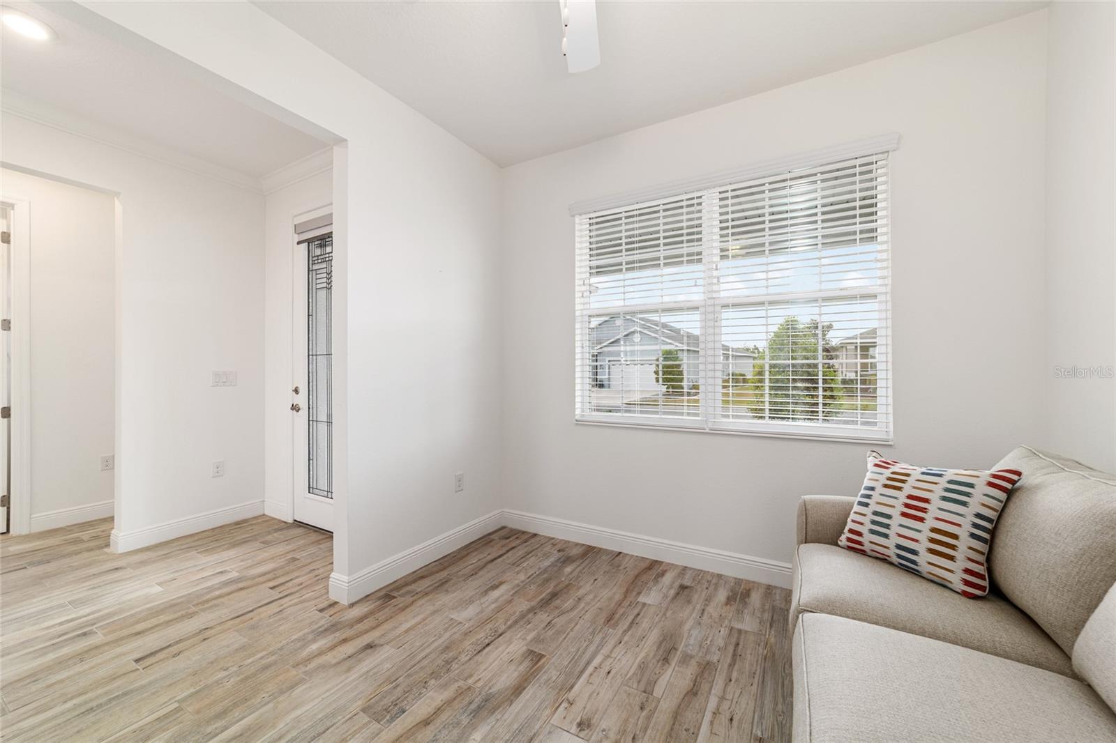 ON TOP OF THE WORLD - Residential