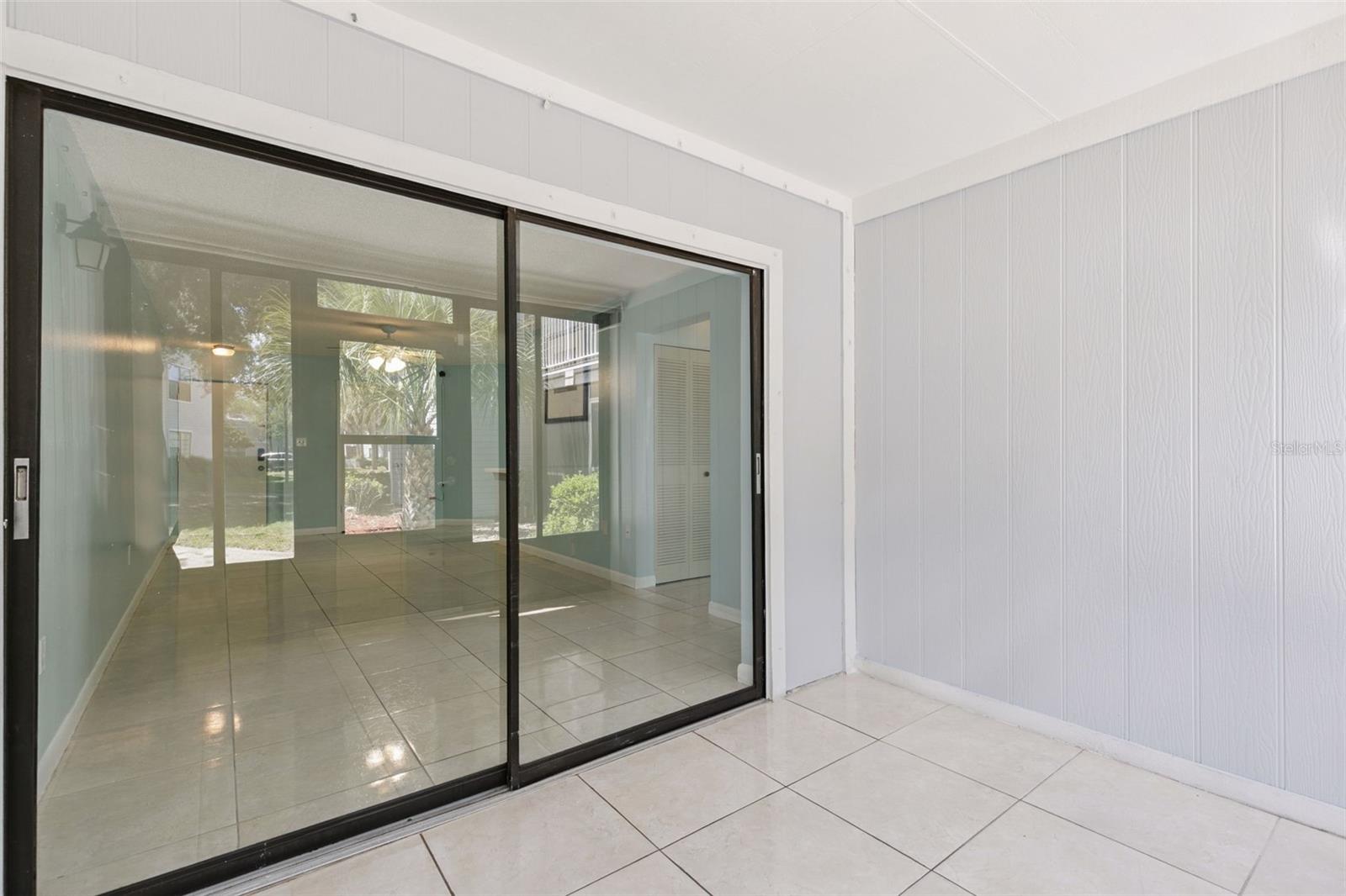 SOUTHPOINTE CONDO - Residential