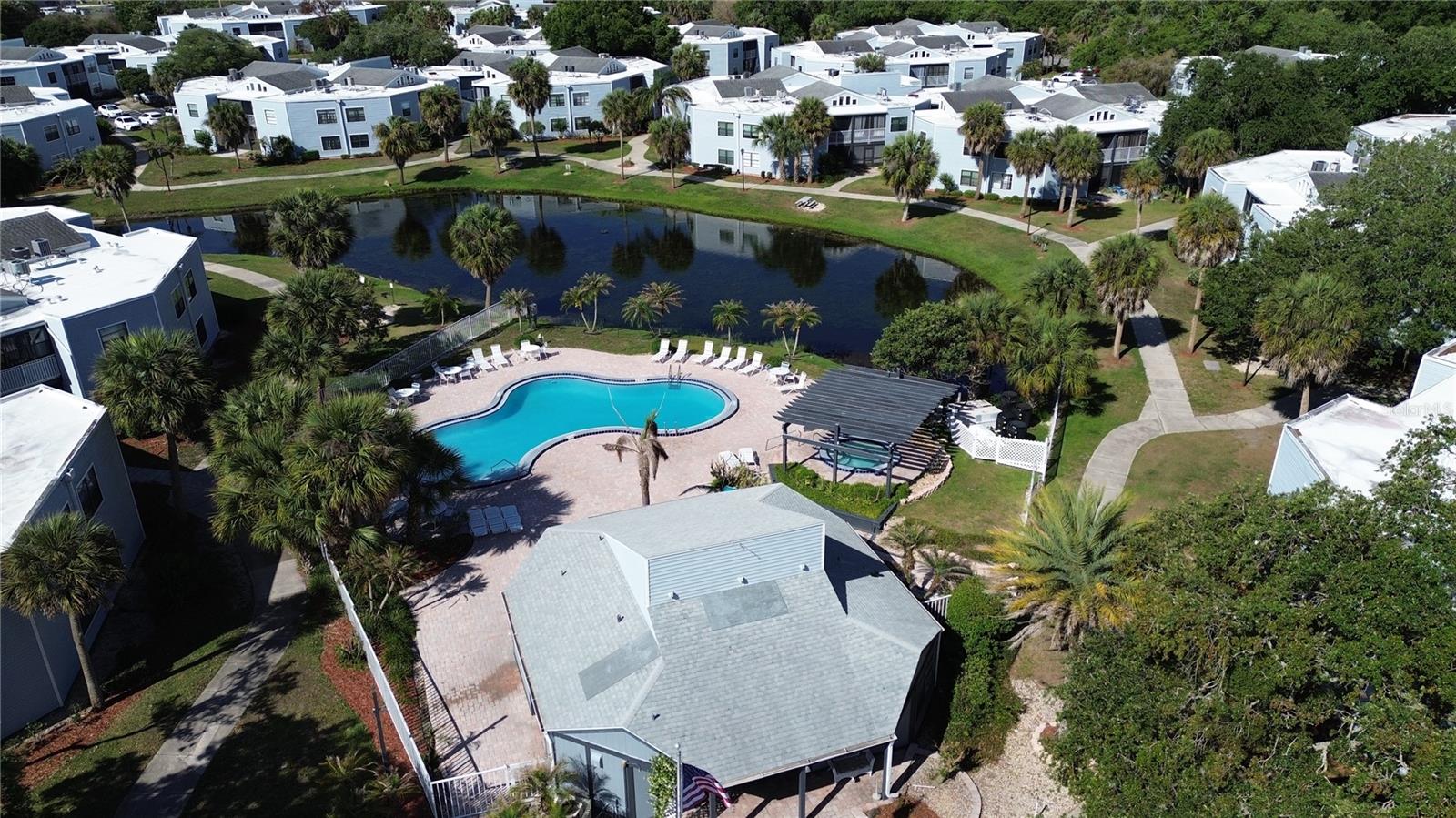 SOUTHPOINTE CONDO - Residential