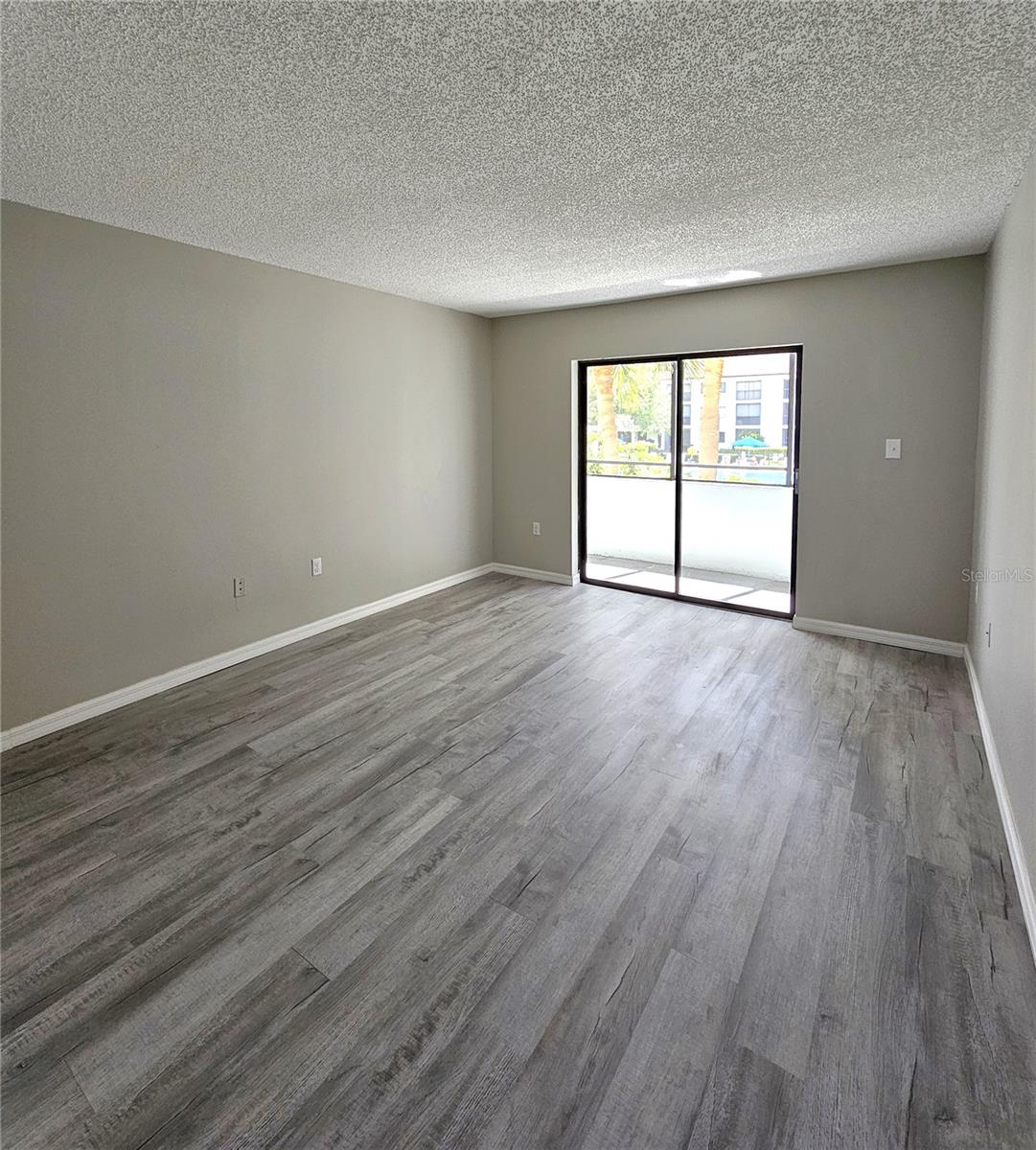 INVERNESS CONDO - Residential Lease