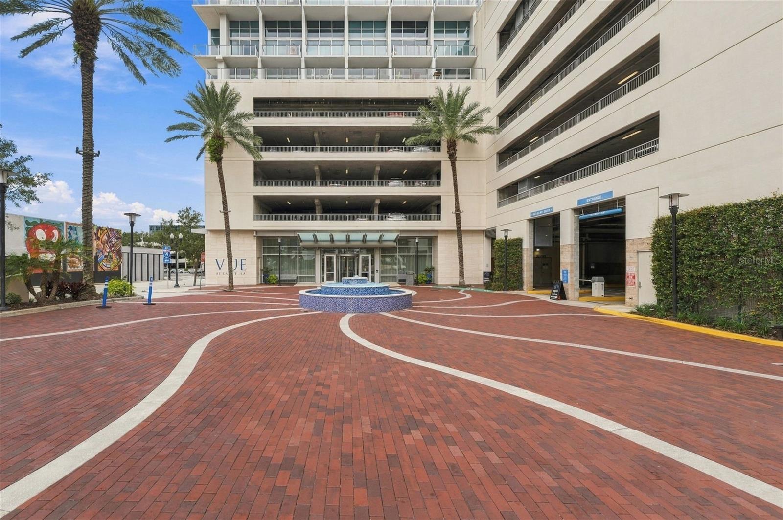 150 E ROBINSON STREET 3105