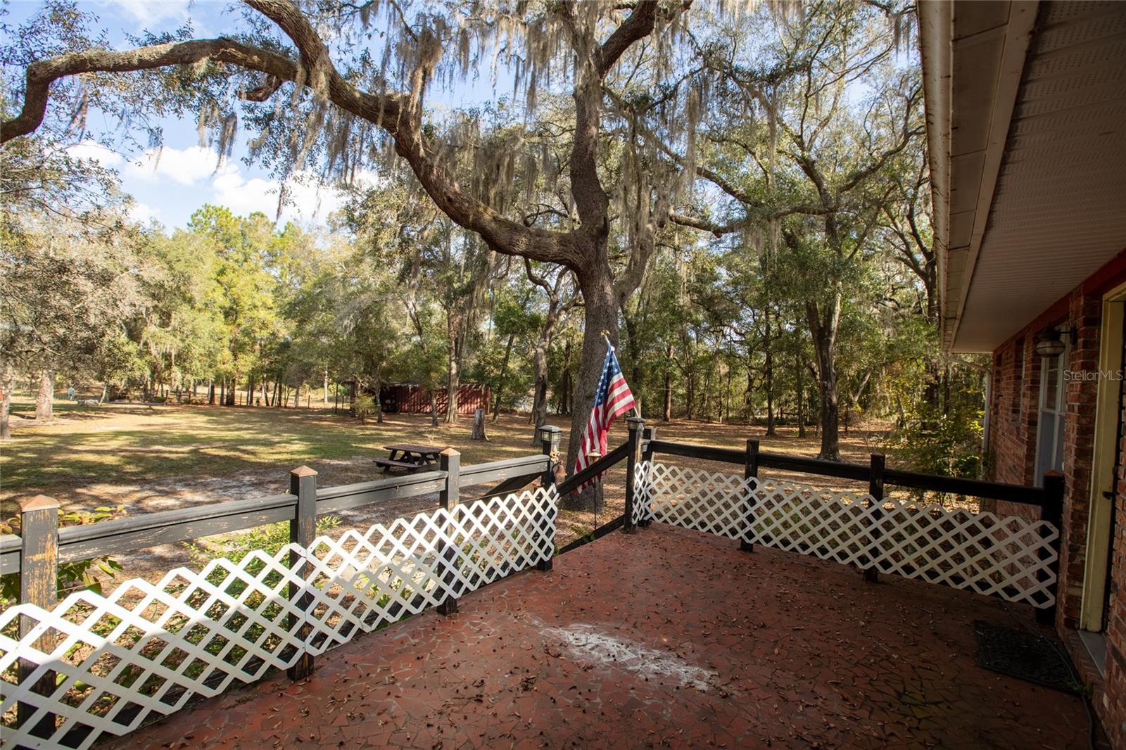 METES AND BOUNDS - Residential