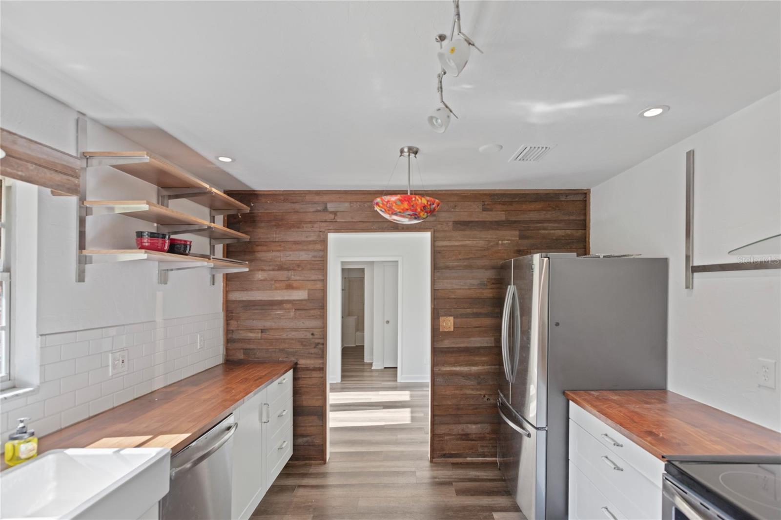 METES AND BOUNDS - Residential