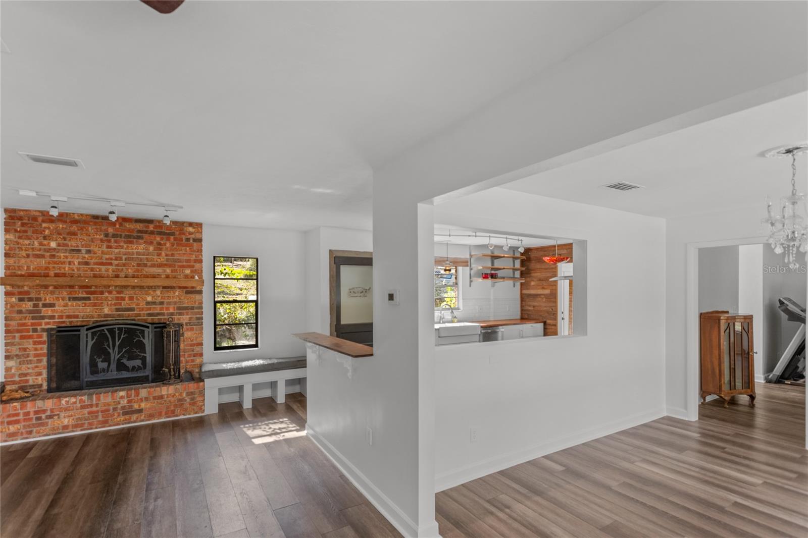 METES AND BOUNDS - Residential