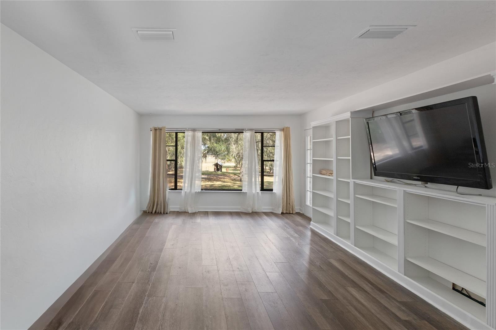 METES AND BOUNDS - Residential