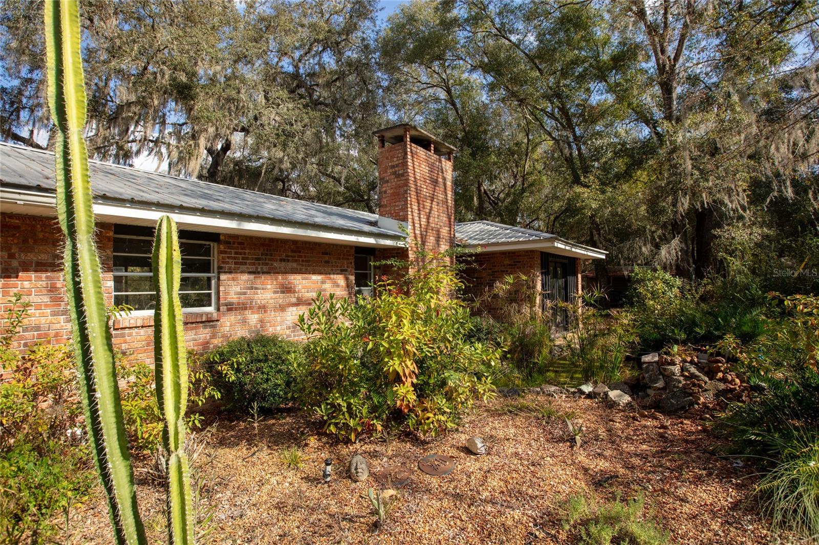 METES AND BOUNDS - Residential