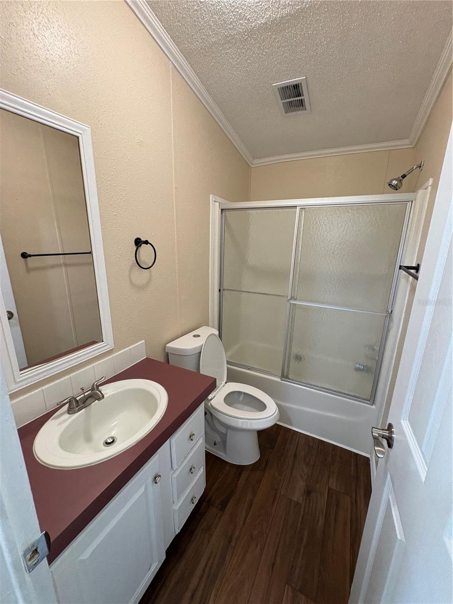 INDIAN OAKS - Residential