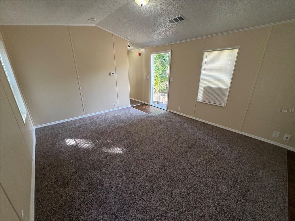 Photo of 4840 Indian Oak Drive, Mulberry, FL 33860 (MLS # B4902159)