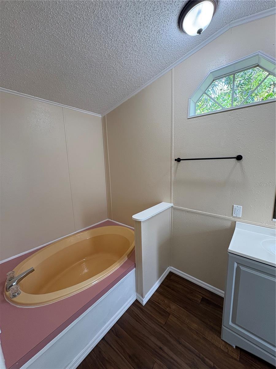 INDIAN OAKS - Residential