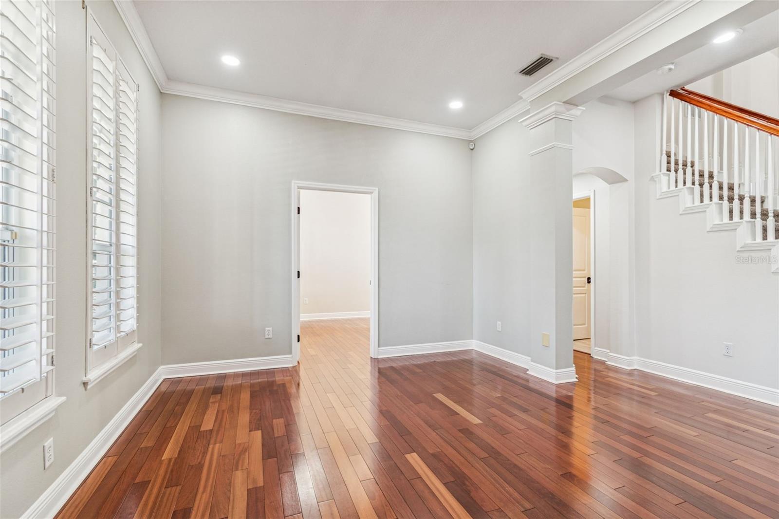 TRADITIONS - Residential