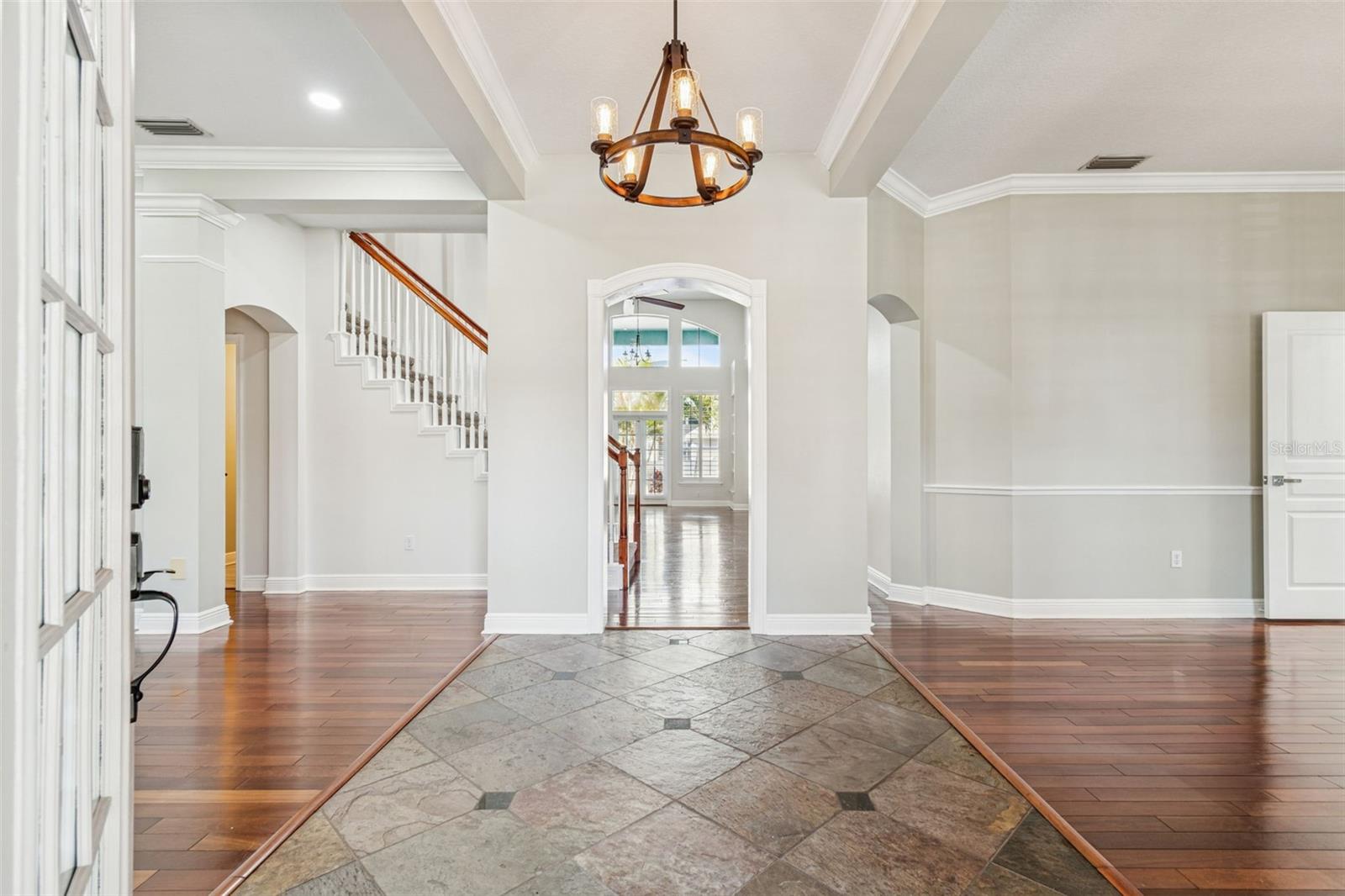 TRADITIONS - Residential