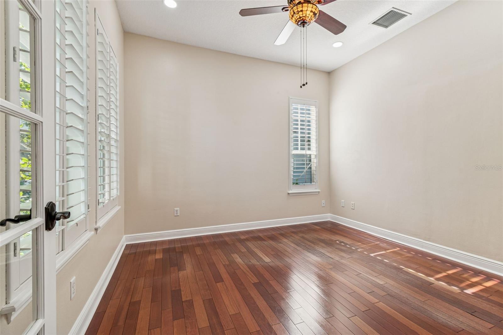 TRADITIONS - Residential