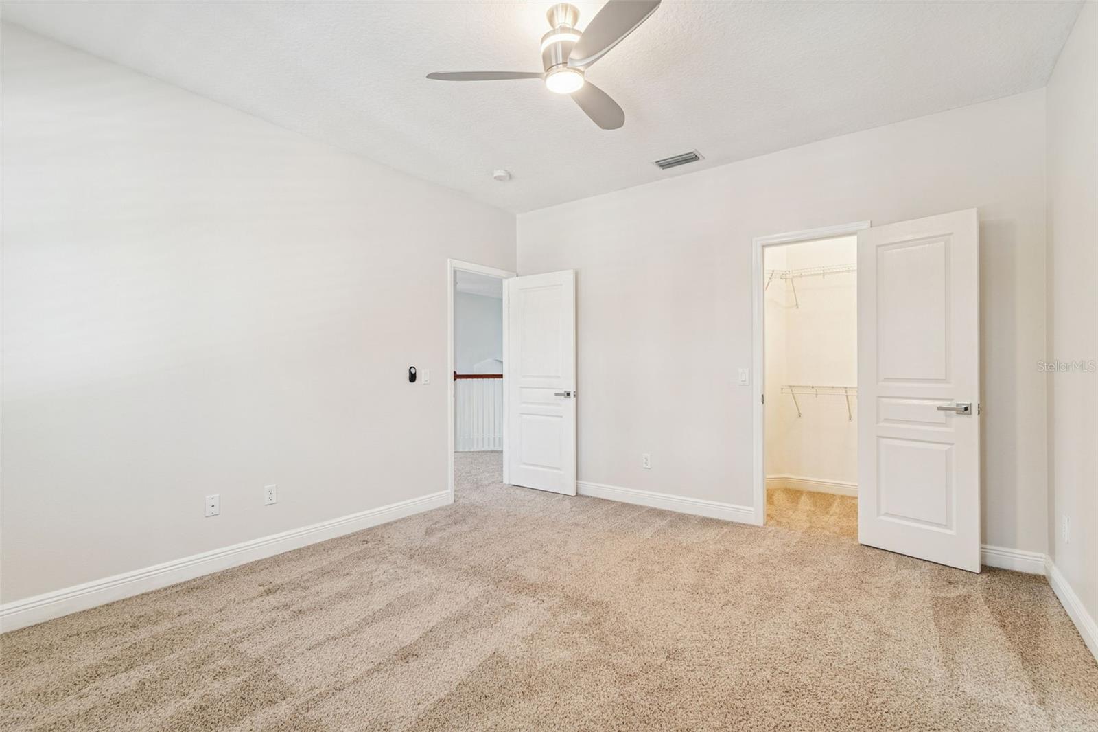 TRADITIONS - Residential