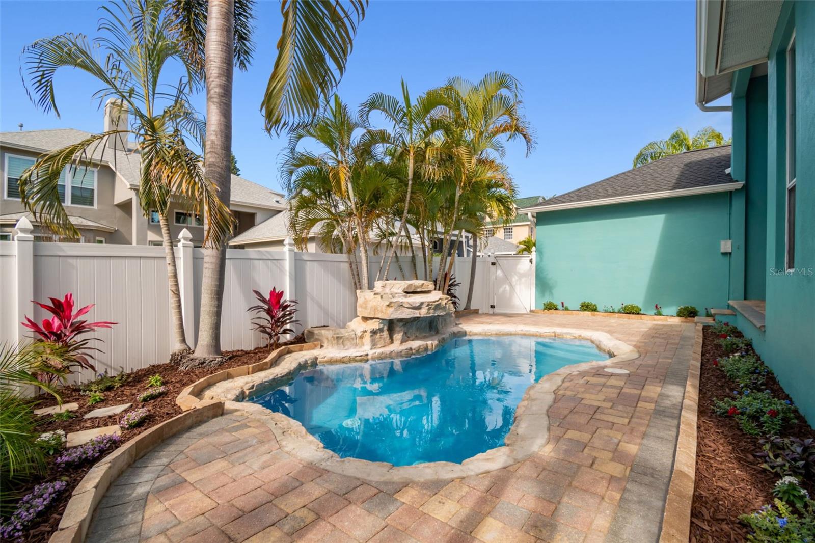 TRADITIONS - Residential