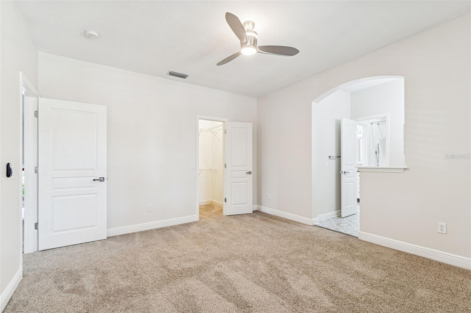 TRADITIONS - Residential