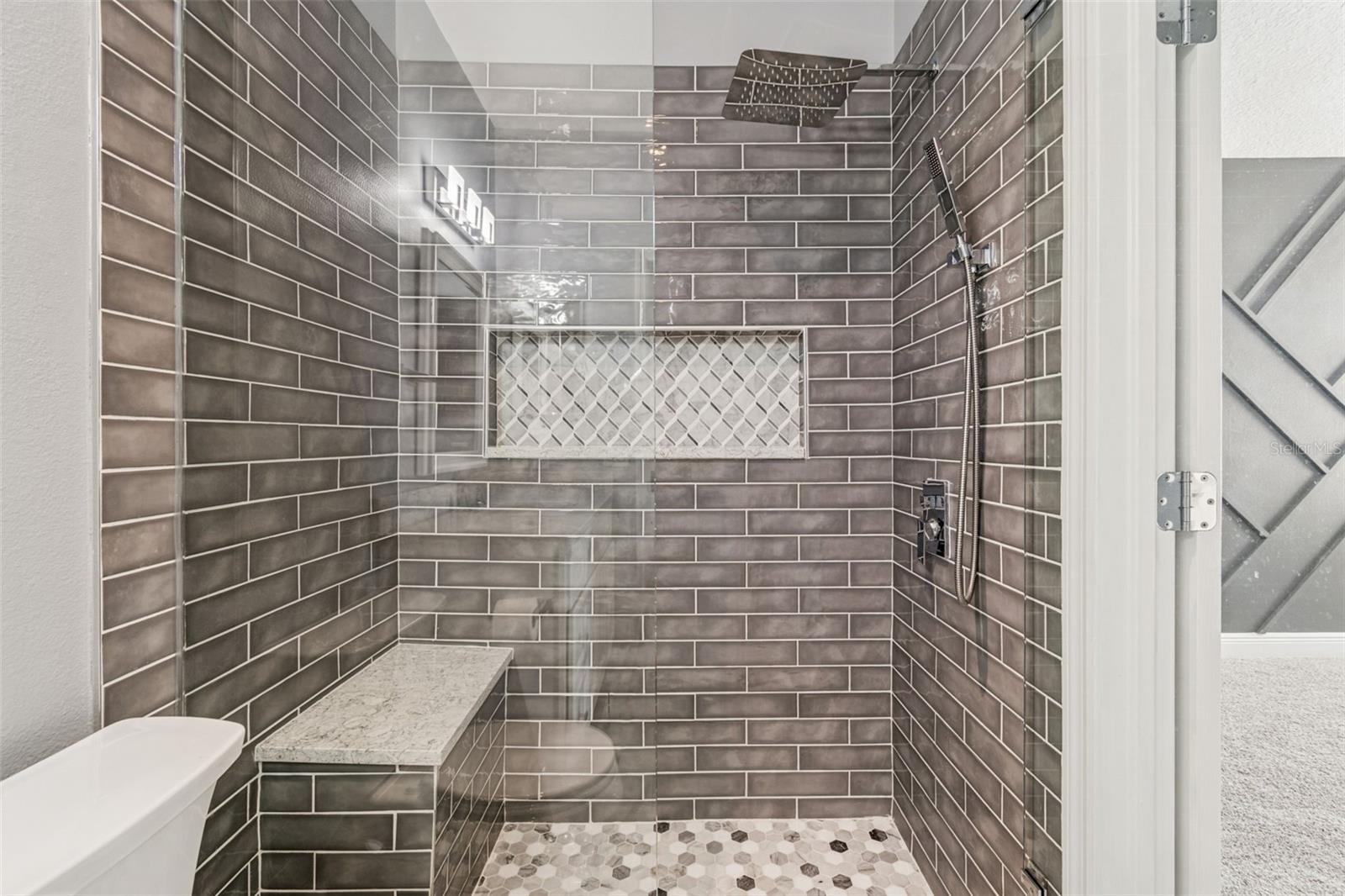 TRADITIONS - Residential