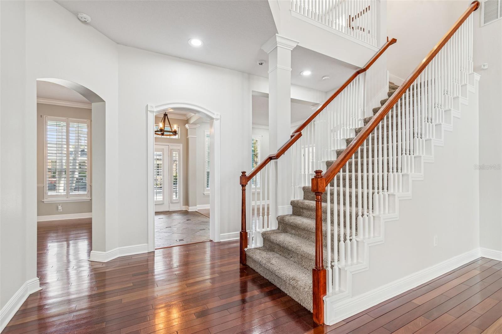 TRADITIONS - Residential