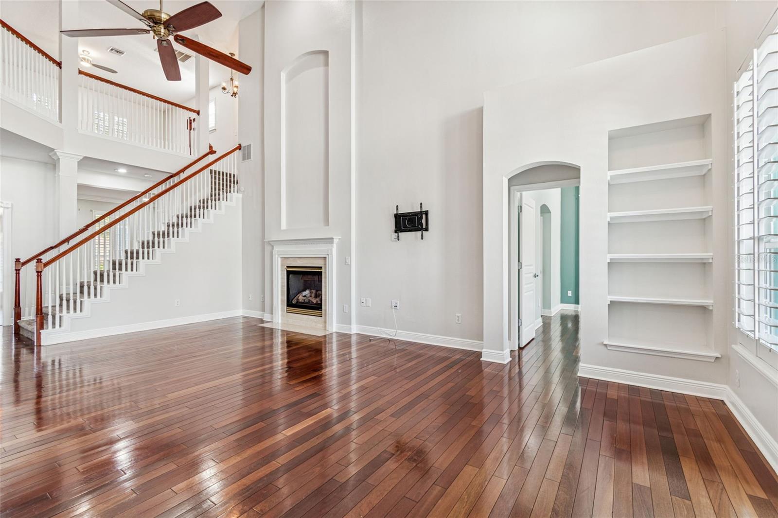 TRADITIONS - Residential