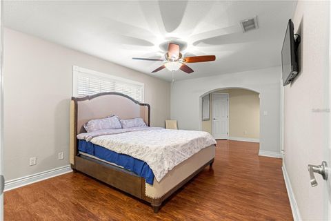 Tiny photo for 126 SE 41st Avenue, Ocala, FL 34471 (MLS # OM721506)