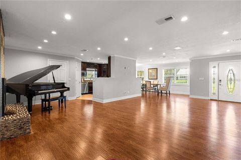 Tiny photo for 126 SE 41st Avenue, Ocala, FL 34471 (MLS # OM721506)