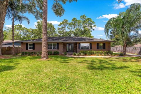 Photo of 126 SE 41st Avenue, Ocala, FL 34471 (MLS # OM721506)