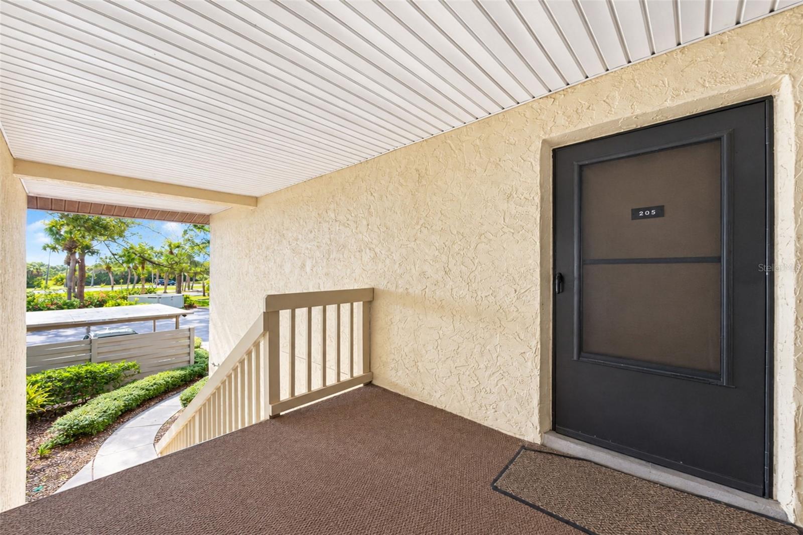 642 BIRD BAY DR E 205