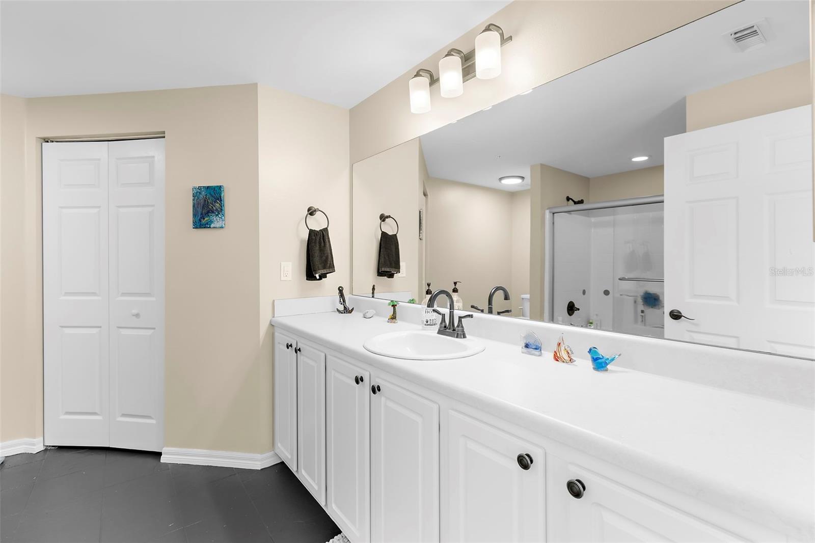 LAS PALMAS OF SARASOTA - Residential Lease