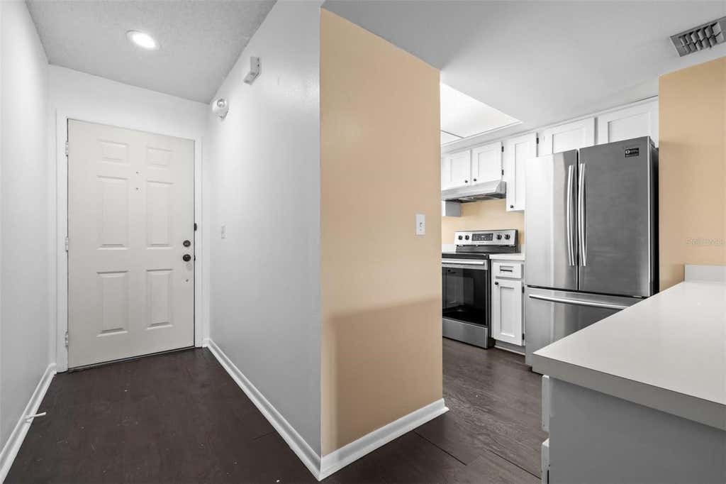 Photo of 6045 Topher Trail #24-C, Mulberry, FL 33860 (MLS # L4964411)