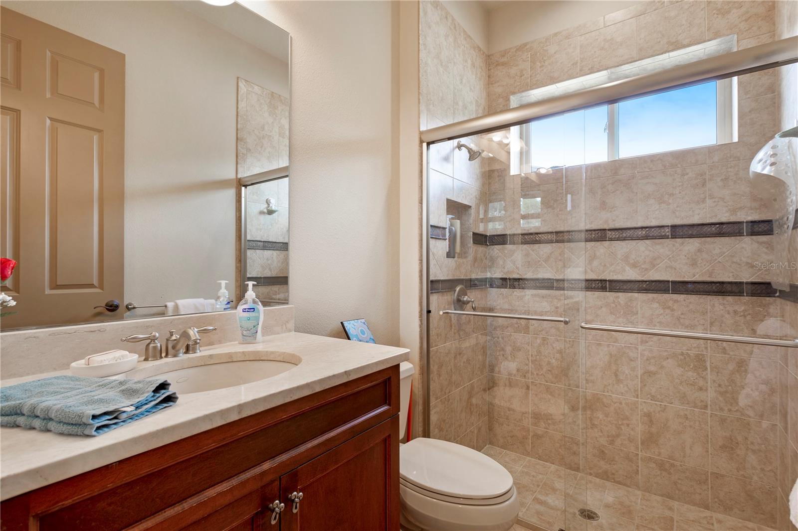 JULIETTE FALLS - Residential