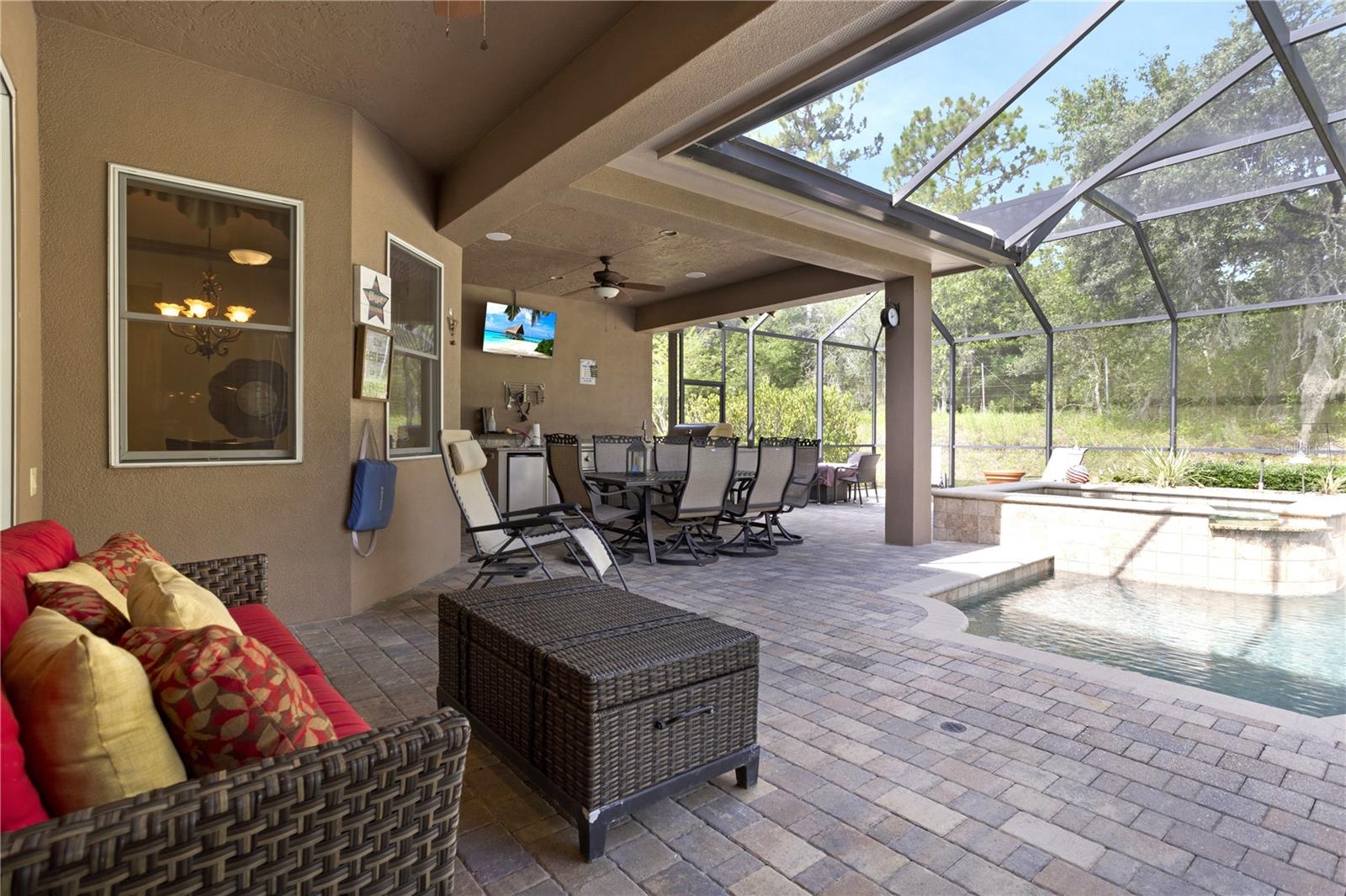 JULIETTE FALLS - Residential