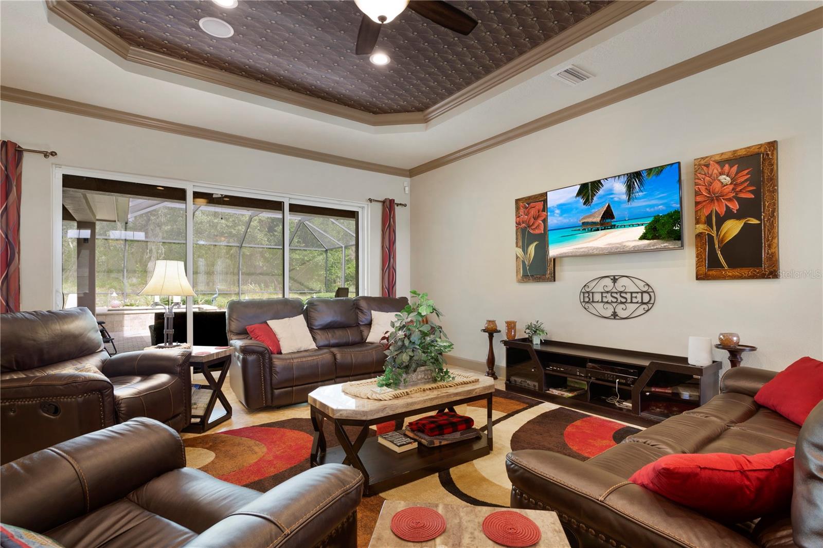 JULIETTE FALLS - Residential