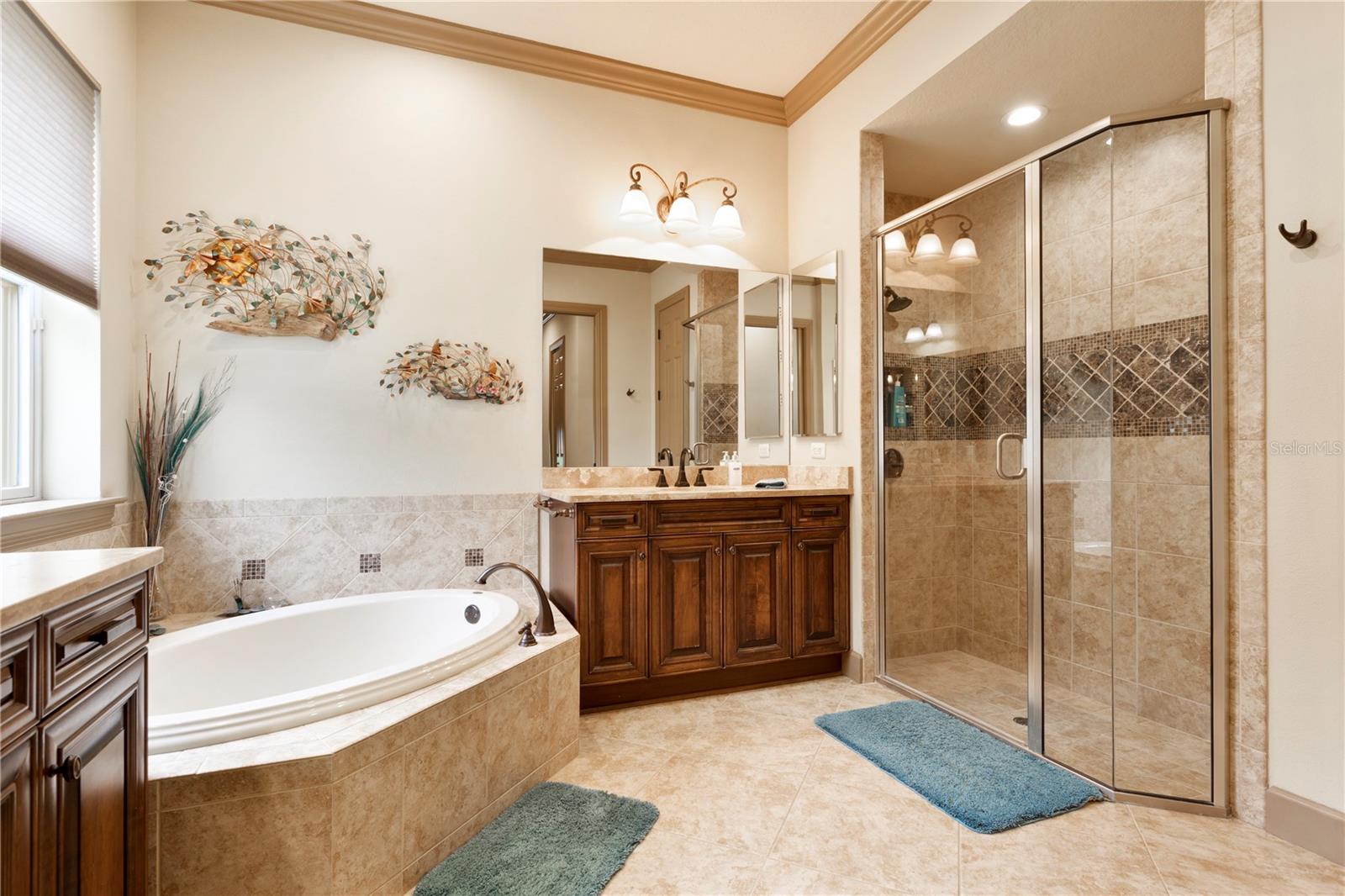 JULIETTE FALLS - Residential