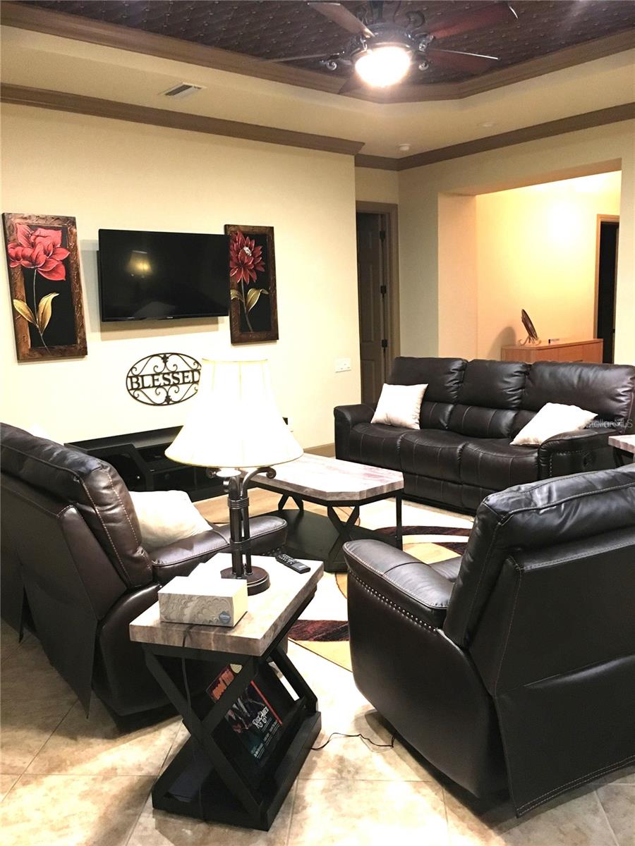 JULIETTE FALLS - Residential