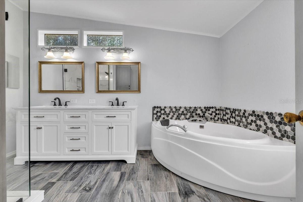 HERITAGE MHP - Residential