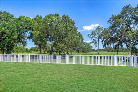 A home in VALRICO