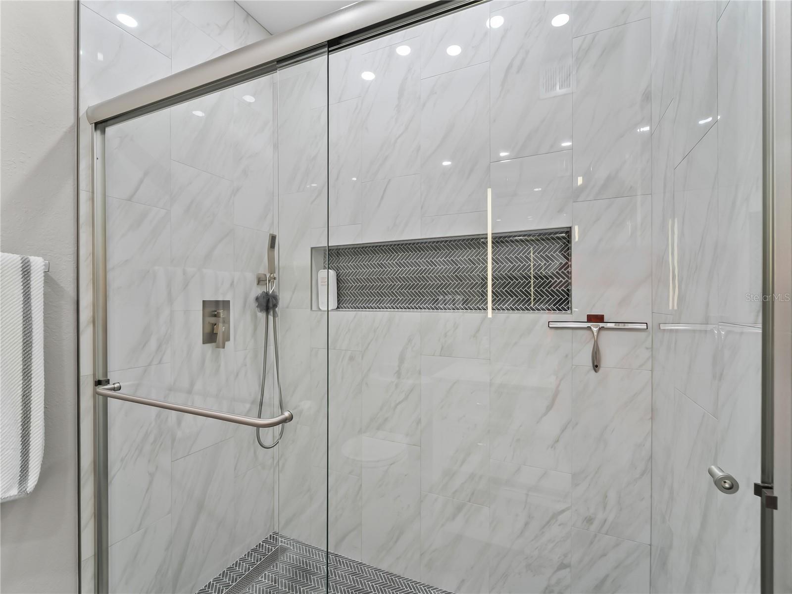 BELLA VILLINO III - Residential