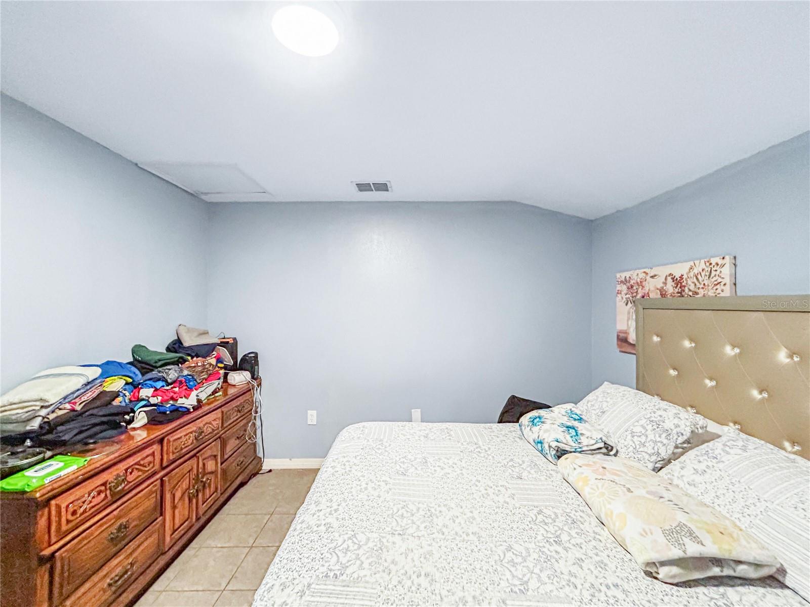 LEISURE HILLS - Residential