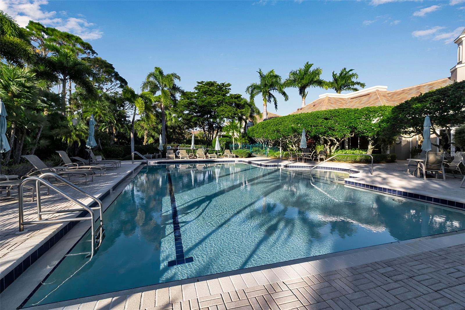 BOTANICA - Residential