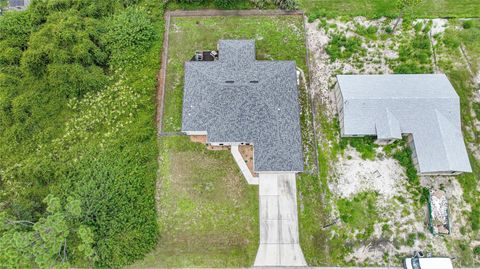 A home in NORTH PORT