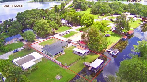 A home in WINTER HAVEN