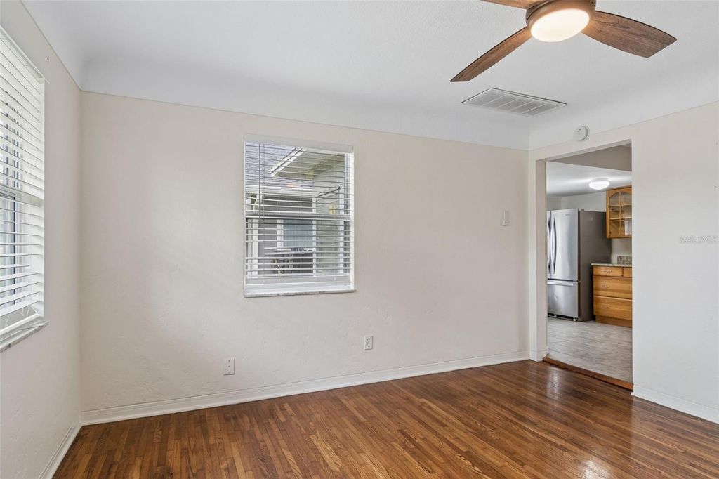 Photo of 739 47th Avenue N, St Petersburg, FL 33703 (MLS # TB8496022)